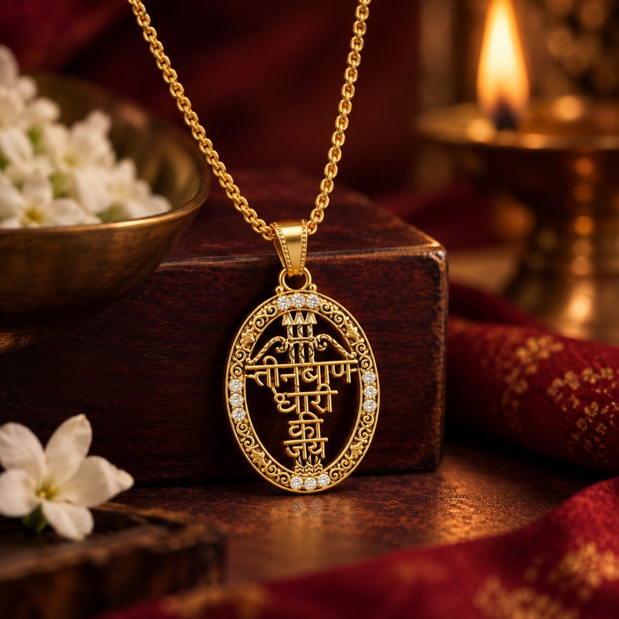 Teen Baan Dhari Pendant - Golden Finish
