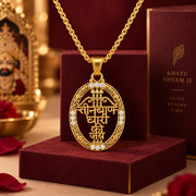 Teen Baan Dhari Pendant - Golden Finish